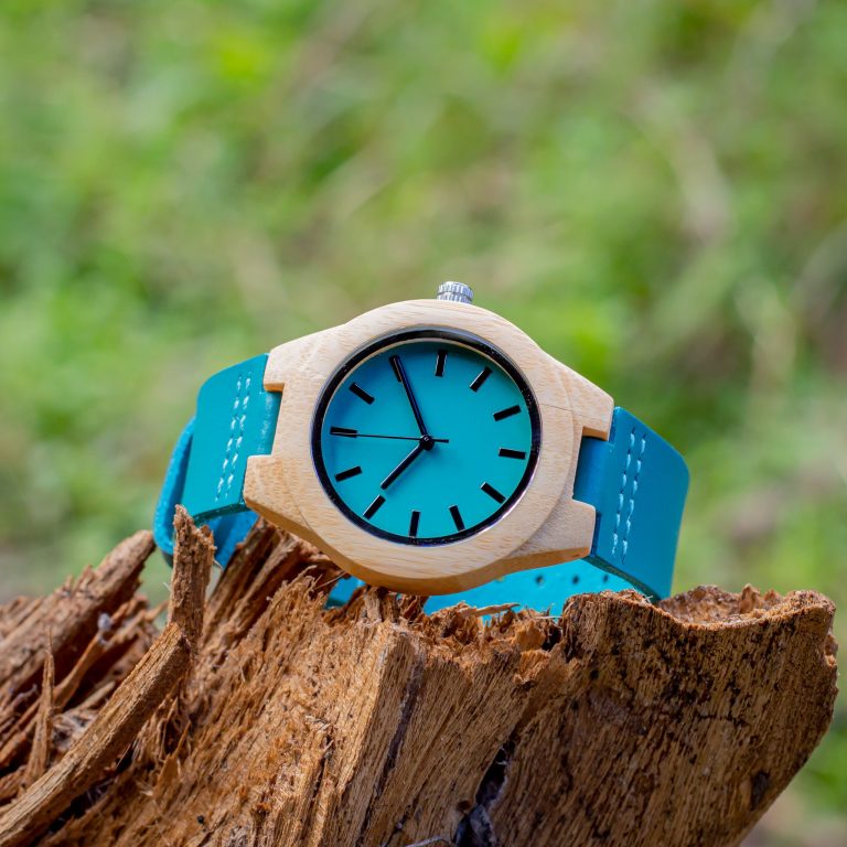 Orologio In Legno Naturale Inciso Per Uomo - Regalo Personalizzato Per Papà, Marito, Figlio - Movimento Quarzo Miyota, Cinturino In Pelle