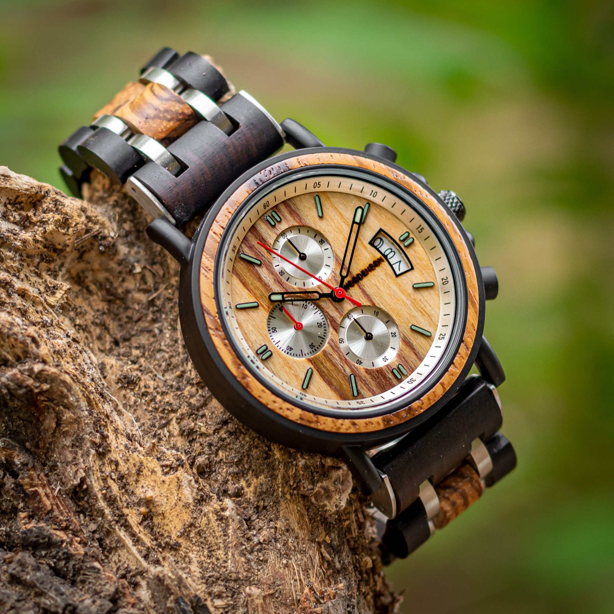 Orologio in Legno di Zebrano e Acciaio nero con cronografo Yosemite -  Woodenson Italia